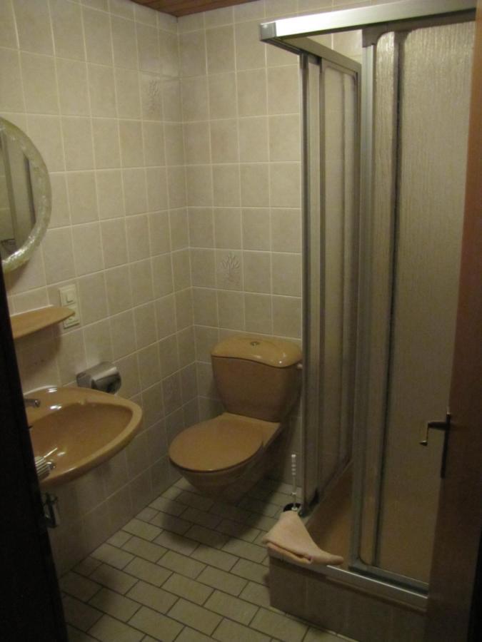 "Unter Den Kastanien" Hotel Speicher Exterior photo